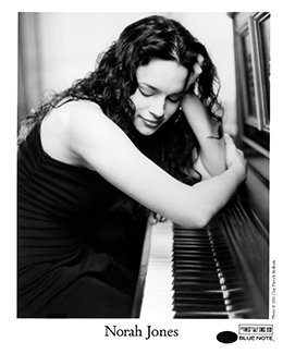 www.norahjones.com
